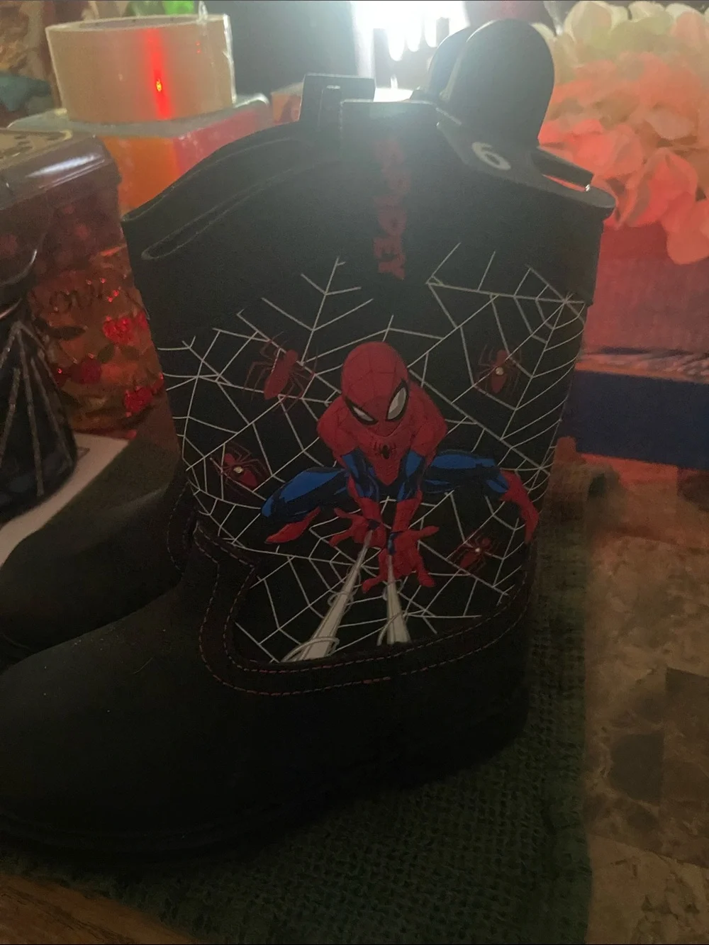 Marvel Spider-Man Black & Red Light-Up Kids Costume Boots - Picture 3 of 6